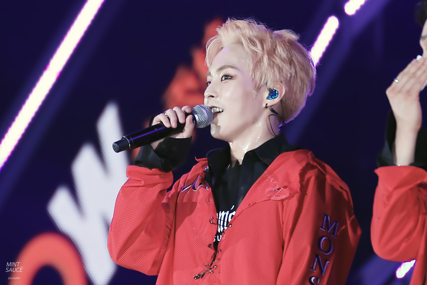 160618_-_%25ED%258C%25AC%25EB%2593%25A4_